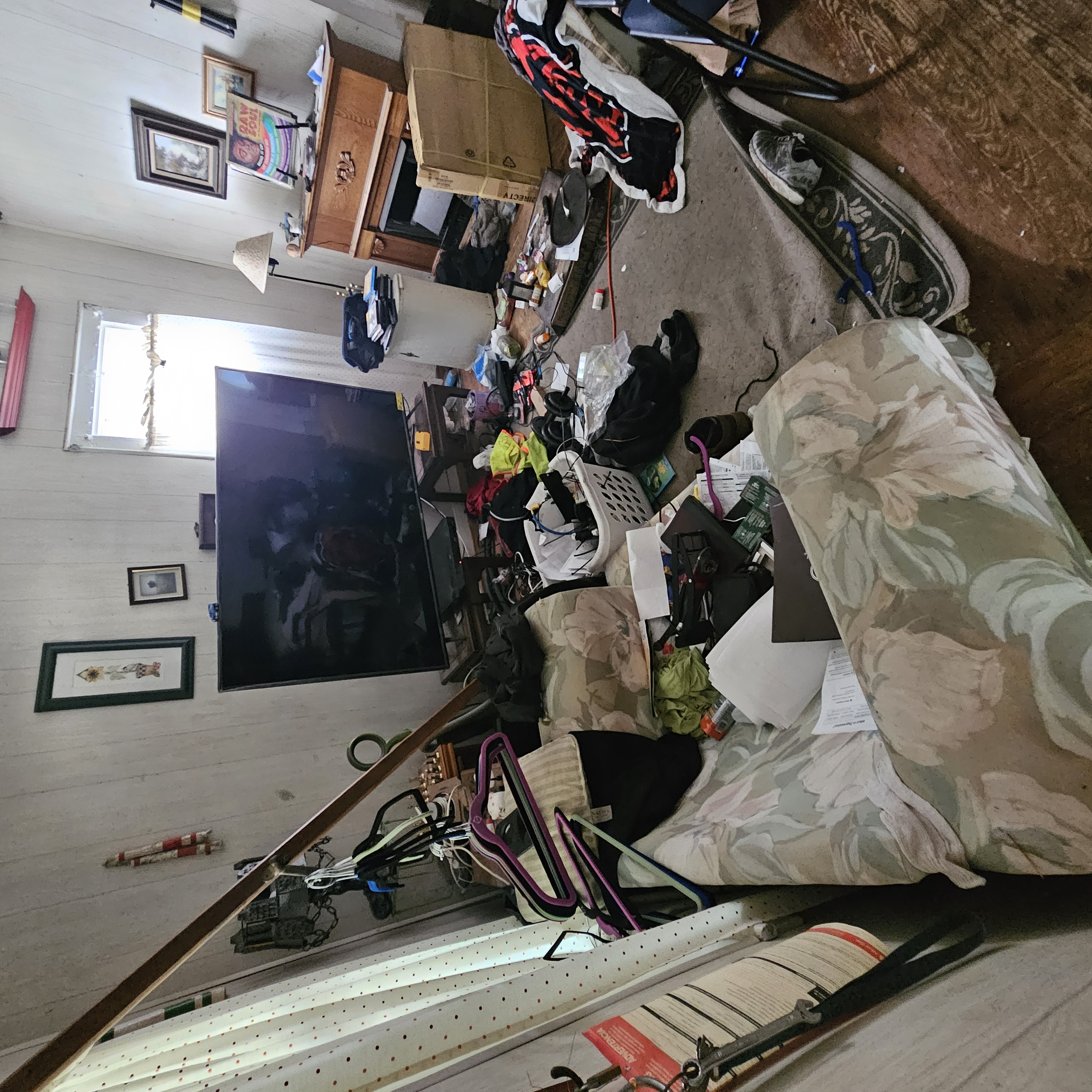 Decluttering and cleanout service in Central Illinois